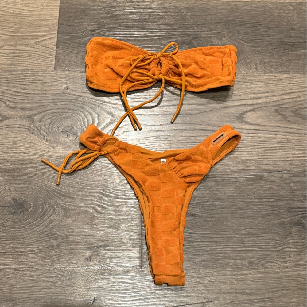 Blackbough Orange Bikini Set - Picture 3 of 7